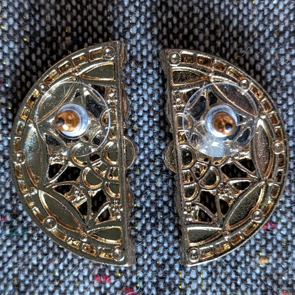 Betsey Johnson lemon slice gem earrings - Picture 4 of 4